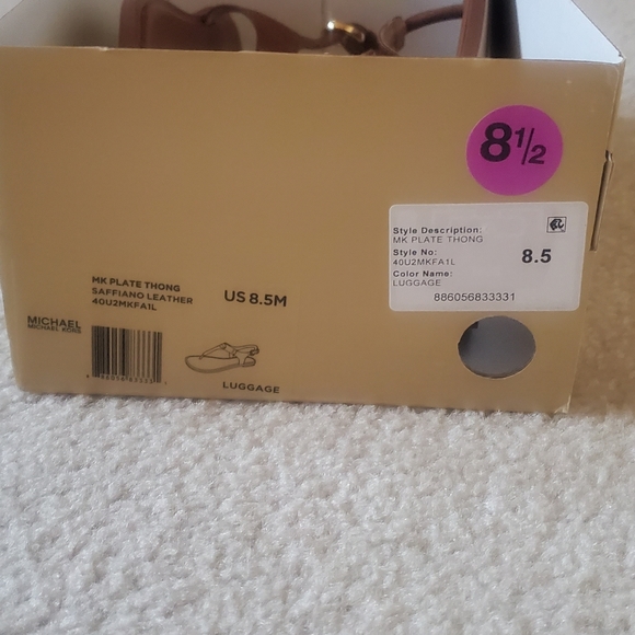 Michael Kors Sandals - Picture 7 of 7